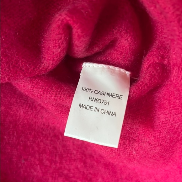 100% Cashmere Pink Boat Neck Sweater - Picture 3 of 4